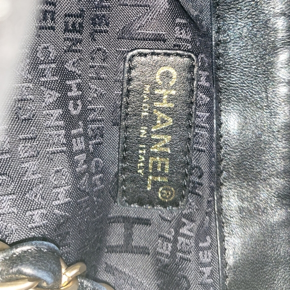 Chanel bag - Picture 3 of 5